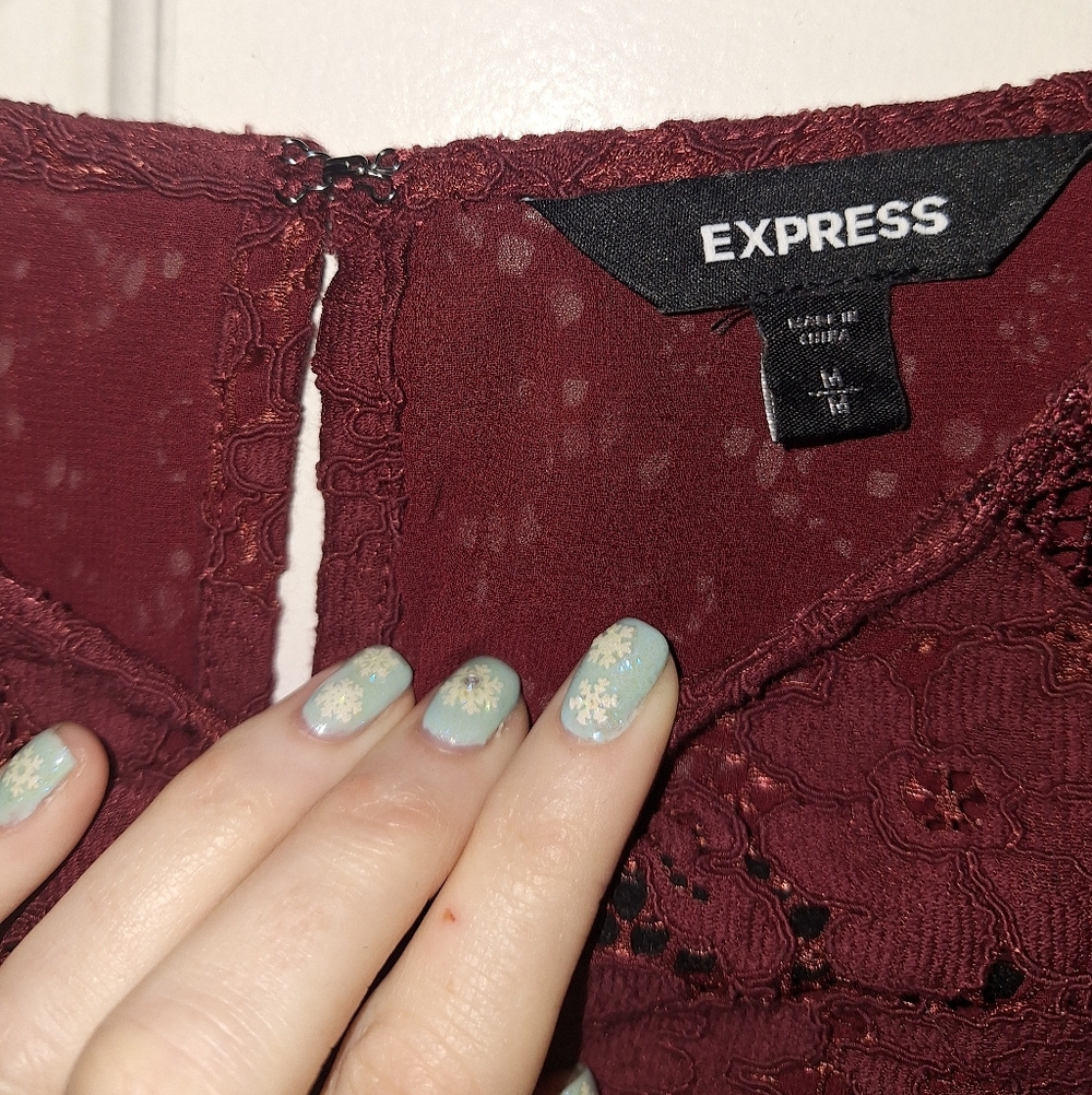 Express Peplum Lace Blouse - Picture 10 of 11